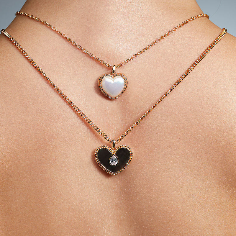Rock Legend: Vintage Style Heart Pearl Necklace